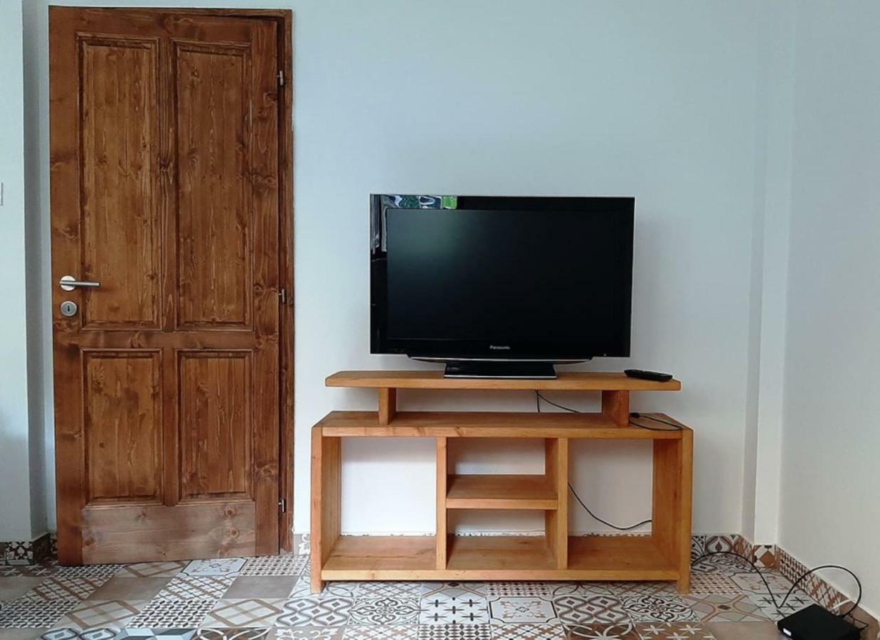 2 Bedroom Apartment Near Heroes Square Budapest Exterior photo